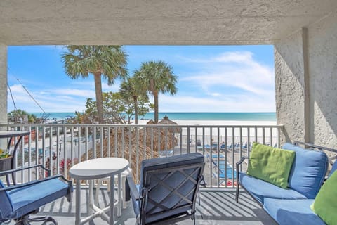 Sea Oats 101 House in North Redington Beach