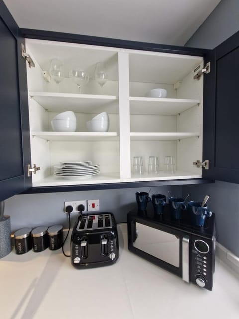 Coffee/tea facilities, Kitchen or kitchenette, toaster