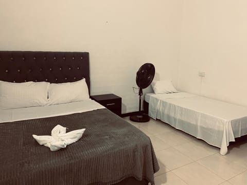 Bedroom, towels