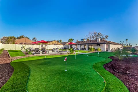 NEW - The Palmcroft Golf Escape House in Mesa
