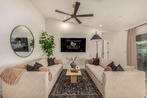 NEW - The Palmcroft Golf Escape House in Mesa