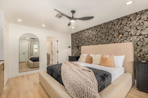 NEW - The Palmcroft Golf Escape House in Mesa