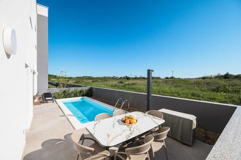 Natural landscape, Balcony/Terrace, Pool view, Swimming pool
