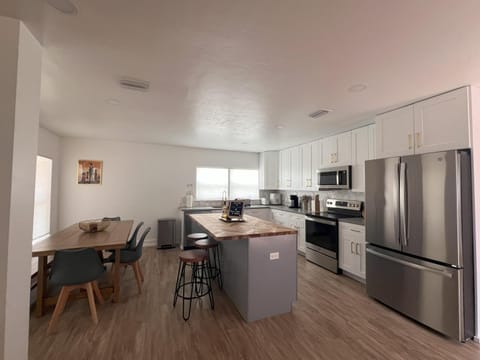 Kitchen or kitchenette, kitchen