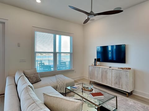 Yacht Harbor House House in Ono Island