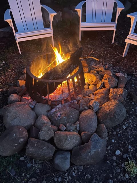 Treelined retreat Lenah Valley House in Glenorchy