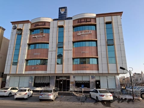 Property building, Day, Location, Parking