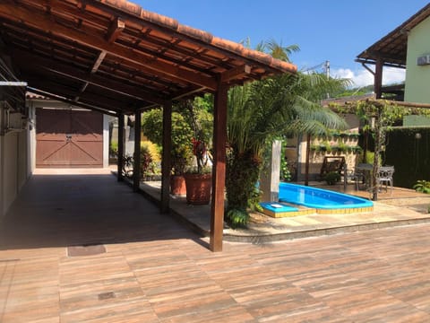 Linda casa, aproximadamente 8km das praias de Grumari, Recreio dos Bandeirantes,Prainha Rio Centro praia da Reserva da Macumba House in Rio de Janeiro