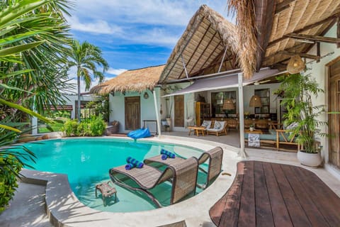 Day, Natural landscape, Garden view, Pool view, sunbed