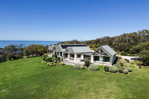 Property building, Natural landscape, Garden, Garden view