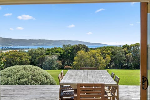Patio, Natural landscape, View (from property/room), Balcony/Terrace, Sea view