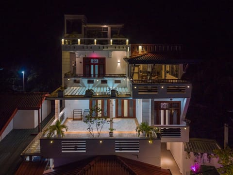 Property building, Night