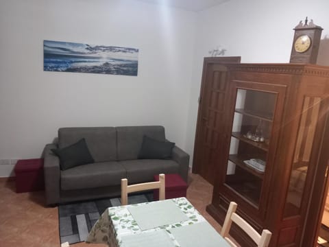 La Rondine Apartment in San Donato Milanese