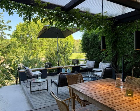 Garden, Balcony/Terrace