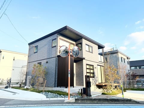 Property building, Neighbourhood, Street view