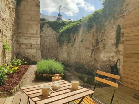 Garden, Garden, Balcony/Terrace
