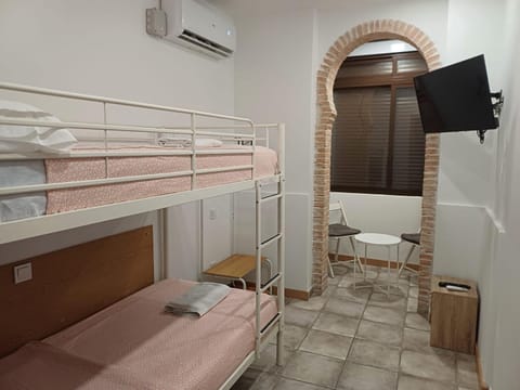 Coliving Noviciado Hostel in Centro