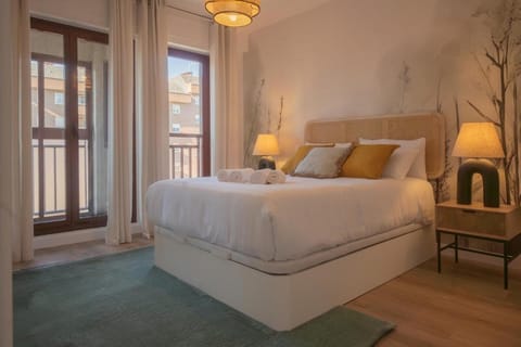 Bed, Bedroom