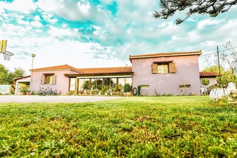 Property building, Natural landscape, Garden, Garden view