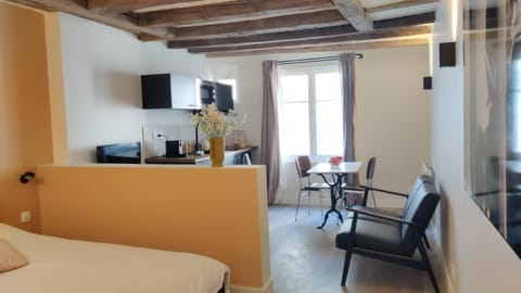 Living room, Bedroom