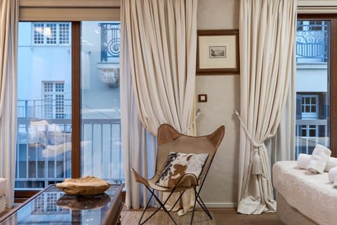 Artemis - Luxenia Suites Apartment in Plaka