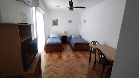TV and multimedia, Living room, Photo of the whole room, air conditioner