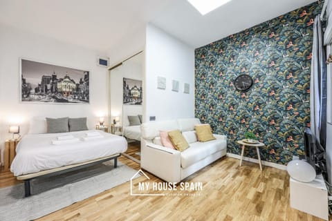 Living room, Bedroom