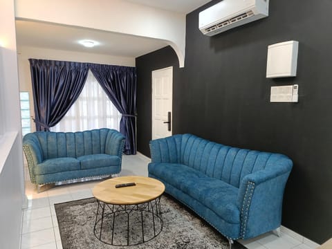 TV and multimedia, Living room, air conditioner