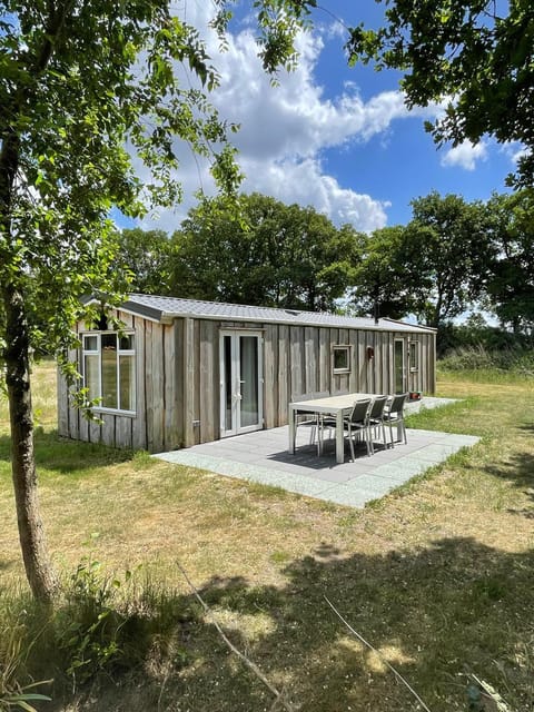 Property building, Facade/entrance, Off site