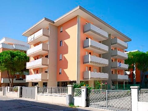 Property building, Summer