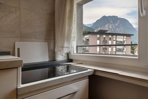 Property building, Kitchen or kitchenette, Living room