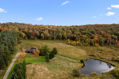 Stunning Luxury EVL Retreat - A True Private Oasis Chalet in Cattaraugus