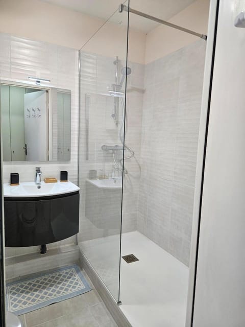 Studio lumineux Apartment in Cavalaire-sur-Mer