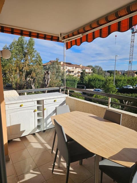 Studio lumineux Apartment in Cavalaire-sur-Mer