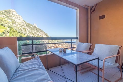 T2, swimming pool, Tennis MC House in Roquebrune-Cap-Martin