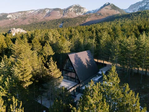 Property building, Nearby landmark, Day, Natural landscape, Mountain view