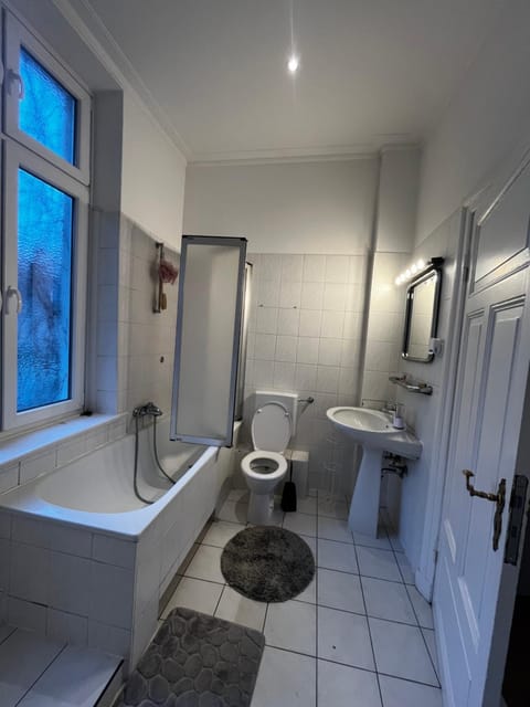 Idyllische Altbauwohnung mit vielen Schlafmöglichkeiten Apartment in Schleswig-Holstein