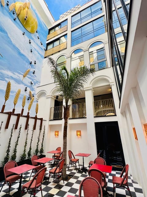 Patio, Day