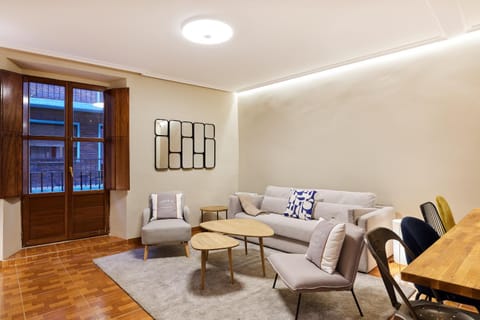 Communal lounge/ TV room, Living room