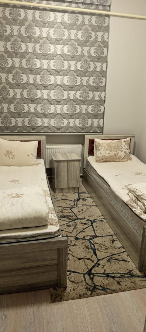 Bed, Photo of the whole room, Bedroom, internet