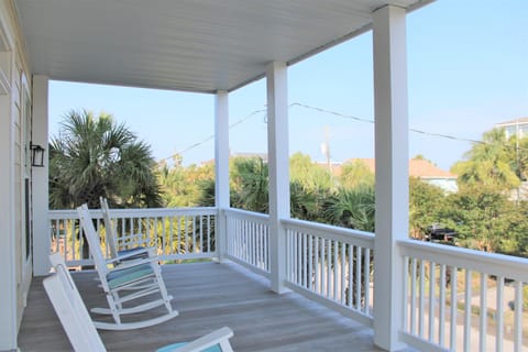 Ollies Folly House in Folly Beach