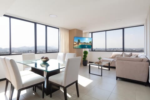 Communal lounge/ TV room, TV and multimedia, View (from property/room), Living room, Seating area, Evening entertainment