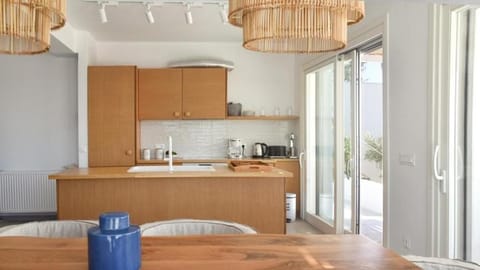 Coffee/tea facilities, Kitchen or kitchenette