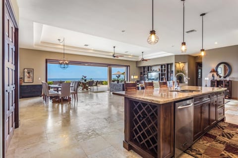 Hale Akoa House in Holualoa