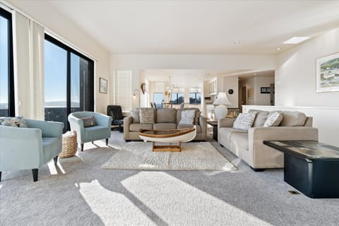 Breathtaking Ocean Views The perfect Family Escape House in Bodega Bay