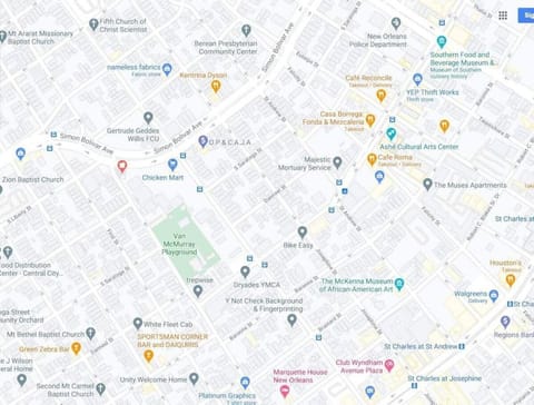 Stylish Renovated Shotgun Home Near French Quarter House in Warehouse District