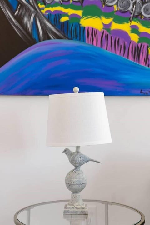 Renovated Cozy Shotgun Home - Near French Quarter House in Warehouse District