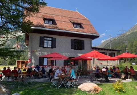Albergo Ristorante Stazione Cavaglia Hotel in Canton of Grisons