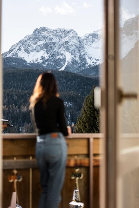 People, Natural landscape, Winter, View (from property/room), Balcony/Terrace, Mountain view