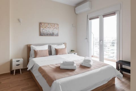 Bed, Bedroom, air conditioner